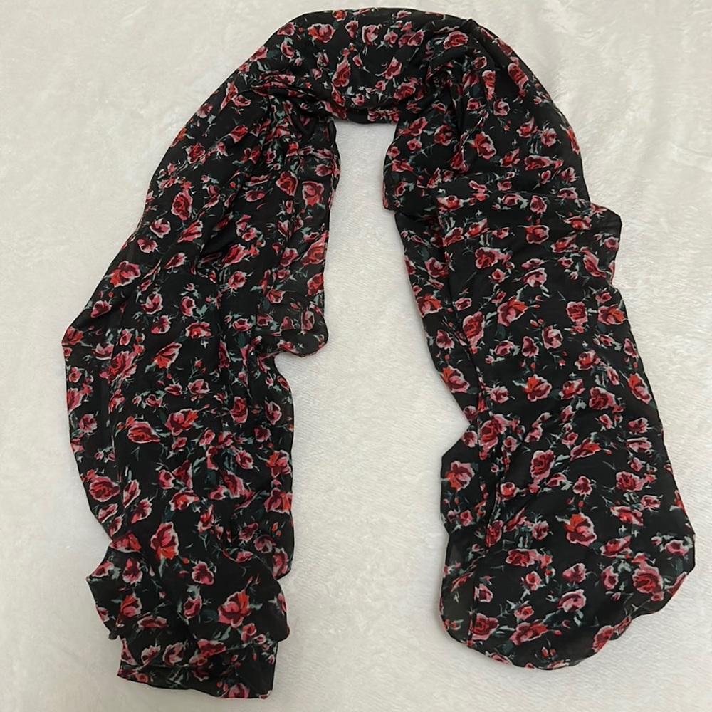 lightweight scarf